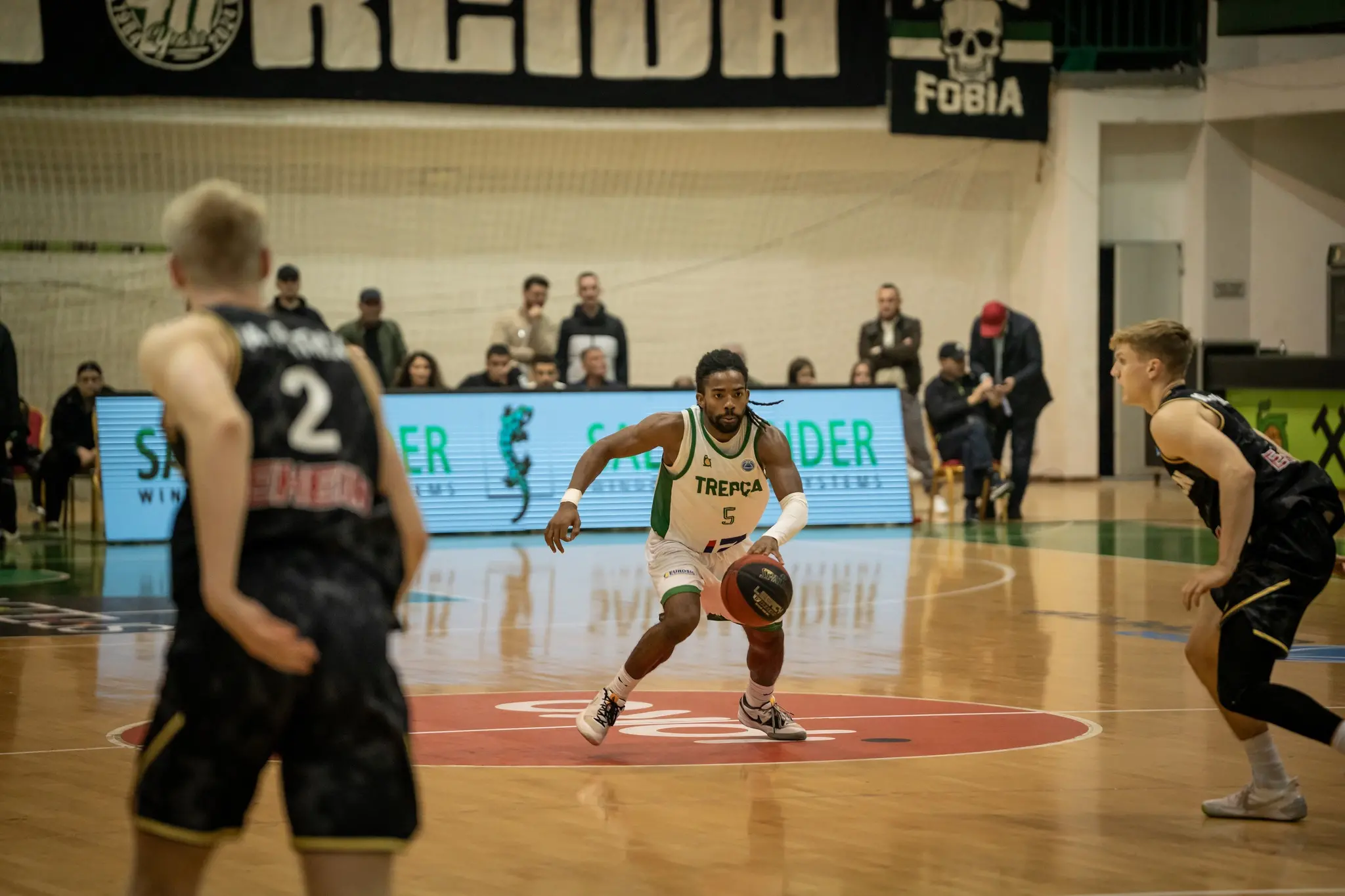 Pamje nga ndeshja Trepça-MHP Riesen Ludwigsburg